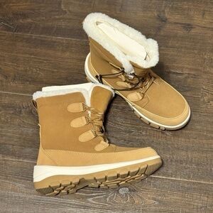 Women's Tan Winter Boots size 6
